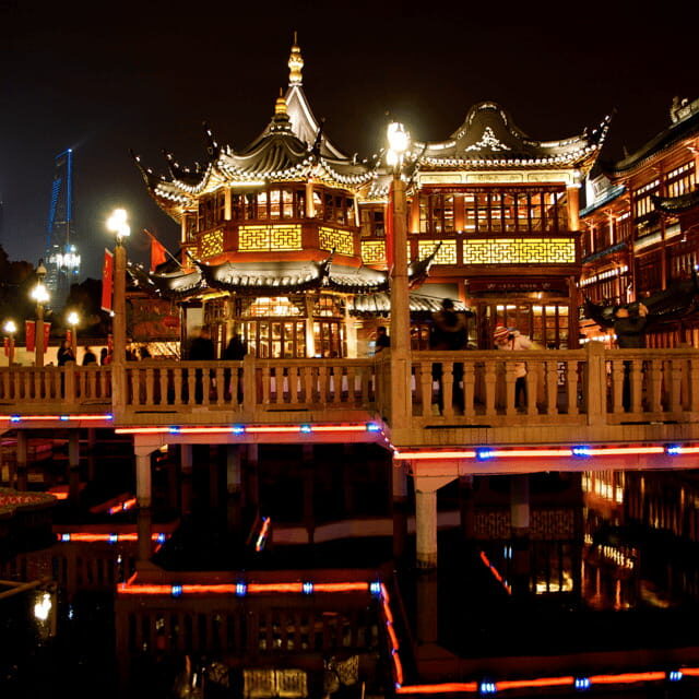 2 Day Private Shanghai Skyline to Watertown & Suzhou Garden - The Bund: skyline drama with a historical trading backbone