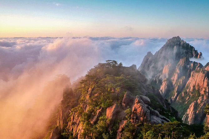 2-Day Private Trip to Huangshan and Hongcun from Shanghai with Accommodation - Return to Shanghai by bullet train: keeping the day efficient