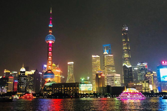 3-Hour Private Tour: The Bund and Shanghai Tower - The Bund (Wai Tan) and the Huangpu Ferry: The City Looks Different From Water