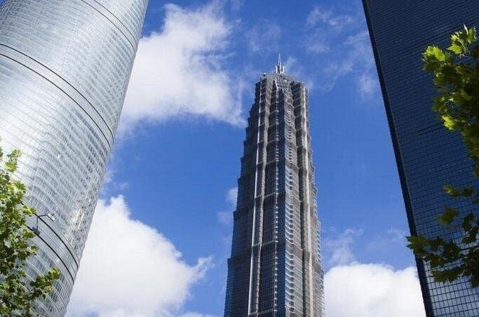 3-Hour Shanghai Bund Swift Tour with River Cruise or Skyscraper - Price check: is $112 per person good value?