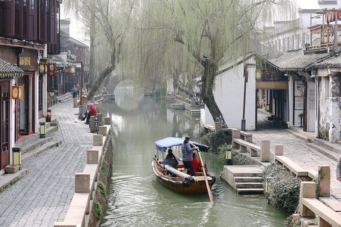 4-Hour Shanghai City Private Tailor-Made Tour with Dim sum Tasting - Pudong Skyline Hour: Icon Views Without a Full-Day Detour