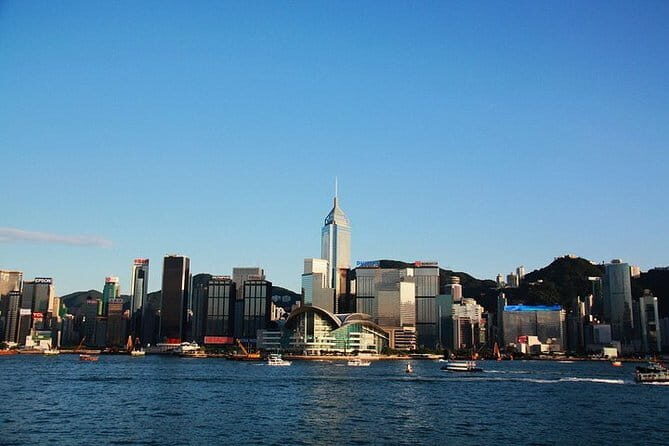 4-Hour Shanghai City Private Tailor-Made Tour with Dim sum Tasting - Price and What $148 Buys You in Shanghai