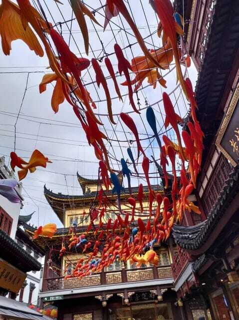 4-Hour Shanghai City Private Tour by German-Speaking Guide - Ferry to Pudong and the skybridge walk