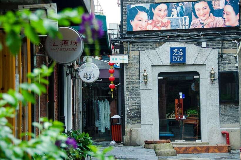 4-Hour Shanghai City Private Tour by German-Speaking Guide - Price and what it really covers at $91 per person