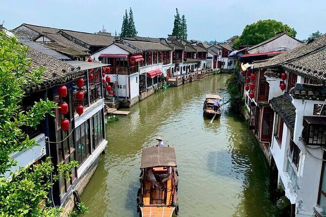 All-inclusive Half-day Private Tour To Zhujiajiao Water Town - Walking Zhujiajiao Ancient Town: old streets, markets, and stone bridges