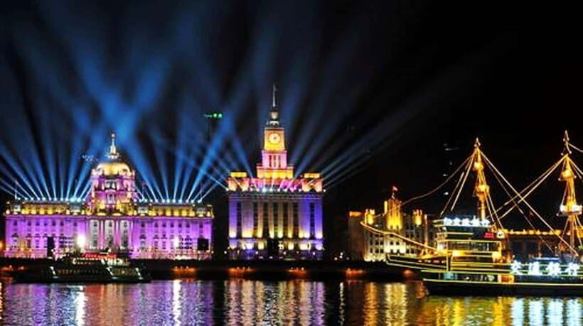 Amazing Shanghai Night Lights:River Cruise &Private Transfer - The English guide narration: names you may hear, style you’ll appreciate