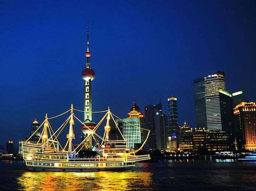 Amazing Shanghai Night Lights:River Cruise &Private Transfer - Downtown hotel pickup and private driver: the real value