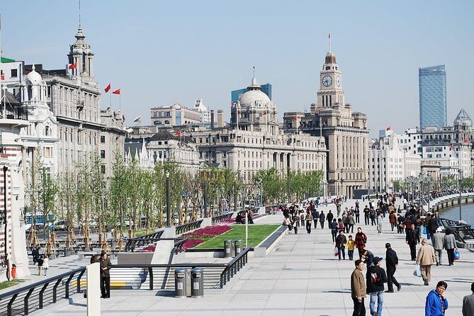 Coach Day Tour: Classic and Modern Shanghai with Lunch - Old Street: Ming and Qing rooftops, plus real shop-street energy