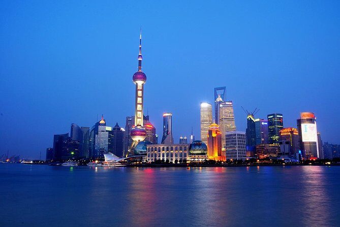Evening Thai Dinner and Huangpu River Cruise in Shanghai - Weather, Comfort, and the Small Details That Matter
