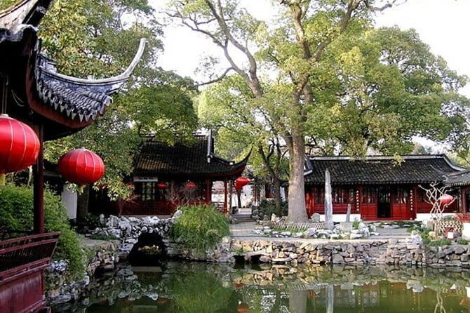 Flexible Airport Layover Tour of Shanghai City Highlights with Spa Option - Nanjing Road: Shopping Street Energy Plus Optional Spa Recovery
