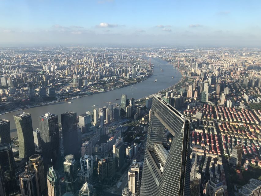 Flexible Layover Tour: Experience Shanghai on Your Schedule - Meeting your guide and timing the day