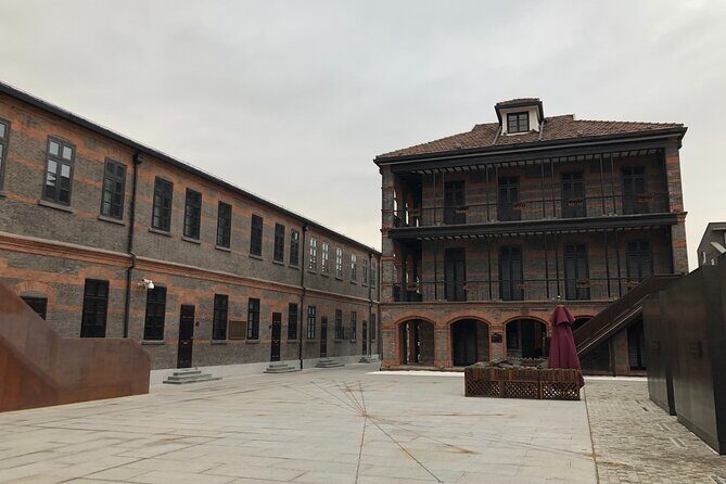 Half-Day Private Tour of Shanghai Jewish Sites - Huoshan Park’s Monument: A Place for Names and Memory