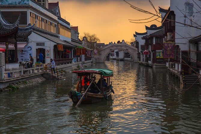 Half Day Private Tour to Zhaojialou Ancient Town with Lunch and Boat Ride - The half-day plan: from pickup to the canal ride