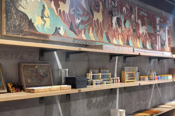 Hands On Chinese Cave Murals with Local Expert - Why the teacher’s Dunhuang expertise matters (and what it changes)