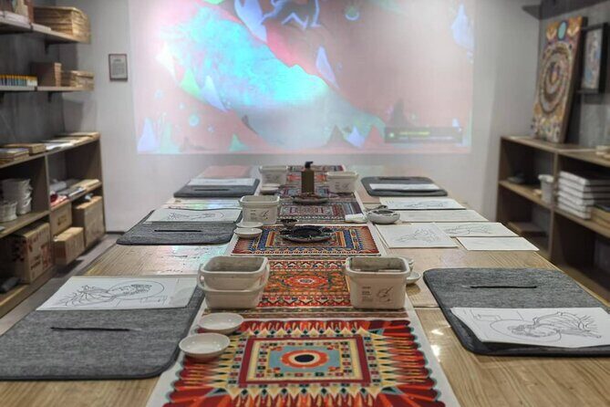 Hands On Chinese Cave Murals with Local Expert - Studio calm vs. Shanghai sightseeing: choosing the right kind of day