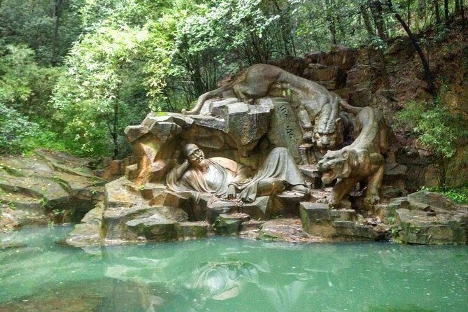 Hangzhou Jiuxi and Hupao Spring Hiking Day Trip from Shanghai by Bullet Train - Stop 3: Jiuxi 18 Stream hike for falls, creeks, and lake views