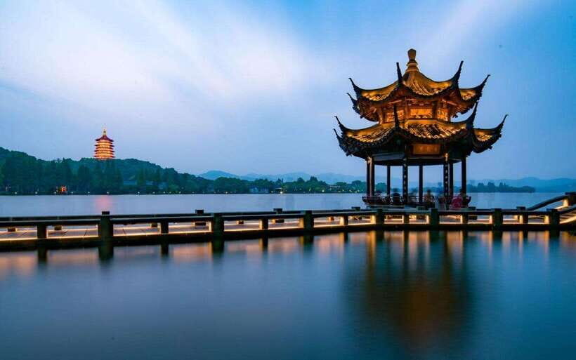 Hangzhou Private Day Trip by Bullet Train from Shanghai - Key things that make this day trip work