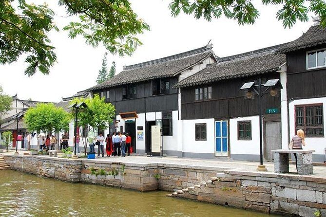 Hire a car with driver to Zhujiajiao Town 8 hours service - Price and Logistics: what you’re really paying for