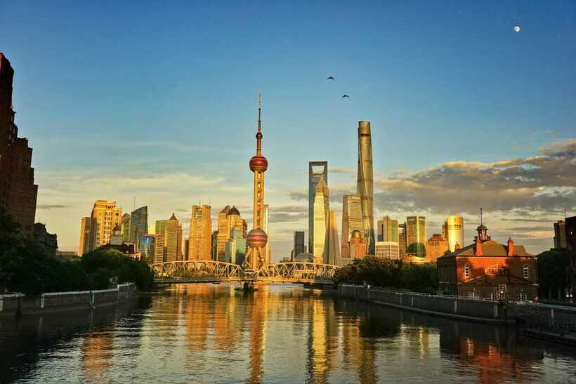 Private 3 hour bike tour with coffee break - How the Guide Keeps the Ride Safe in Busy Streets