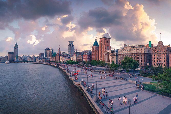Private Customized Shanghai Day Tour of City Higlights - A private Shanghai highlights day built for flexibility
