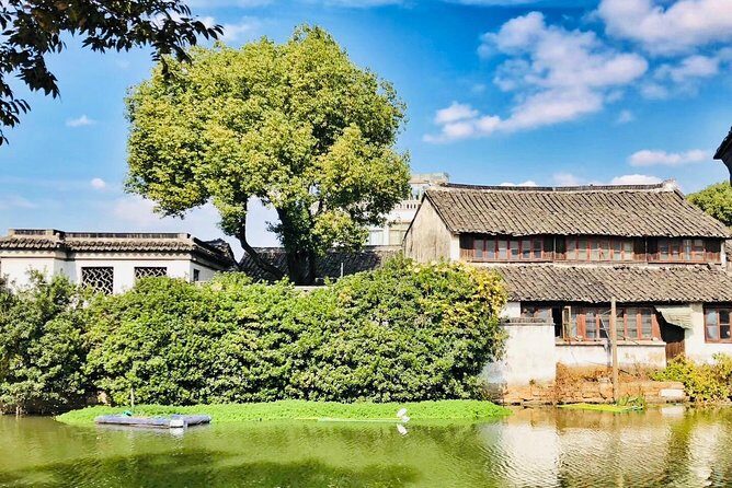 Private Day Trip to Suzhou from Shanghai by Bullet Train - Pingjiang Road lunch and walking time: Suzhou street food and people-watching