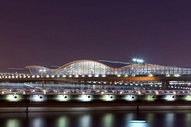 Private Departure Transfer from Shanghai City Center to Pudong Int'l Airport - Price and Value: Getting a Private Transfer for $37