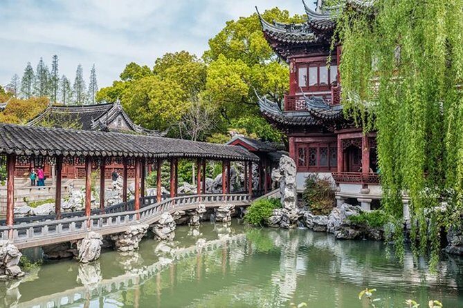 Private Full-Day Tour: Shanghai Past and Present - Yuyuan Garden for Ming-era ponds, pagodas, and photo stops