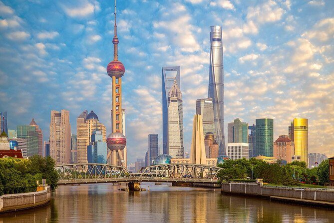 Private Shanghai Day Tour: Shanghai Museum, Yu Garden, Bund, Huangpu Cruise - Yu Garden: a calm, detailed break from city noise