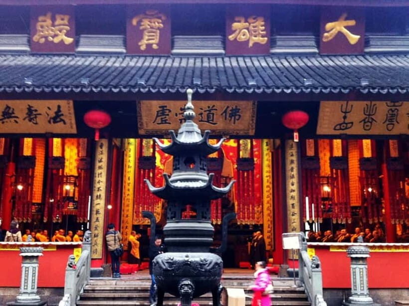Private Shanghai Full Day City Tour with Old &New Highlights - Transportation and Timing: Why the 8 Hours Matter