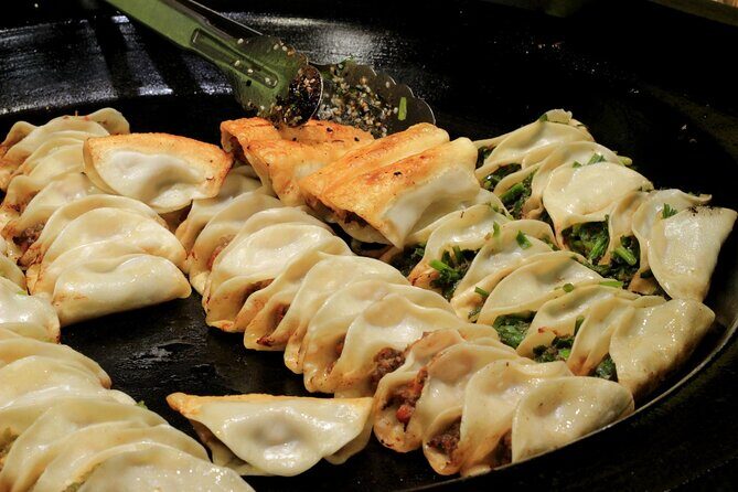 Private Street Food Walking Tour with Shanghai Tower Option - Weather Plans and Comfort: How to Be Ready