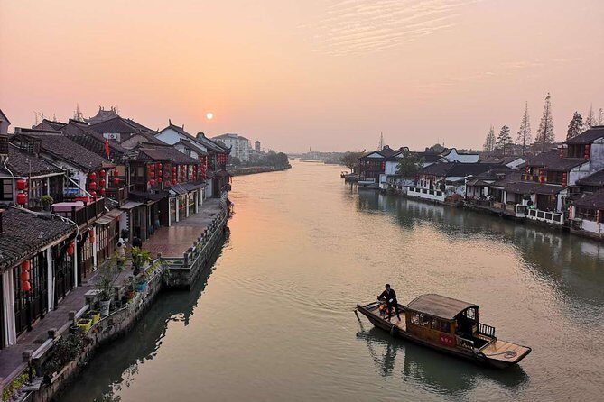 Private Tour of Shanghai Highlights and Zhujiajiao Water Town in One Day - Door-to-door comfort across Shanghai’s main hits