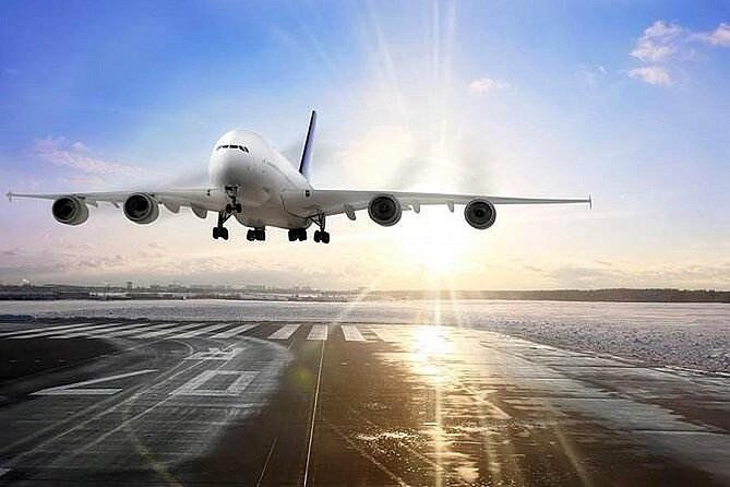 Private Transfer from Shanghai Pudong Airport to Shanghai Disneyland - The Ride Itself: A/C Comfort and a Direct Route