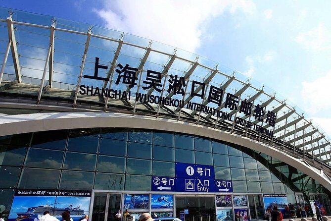 Private Transfer to Pudong or Hongqiao Airport from Shanghai Cruise Port - Who should book this transfer (and who might skip it)