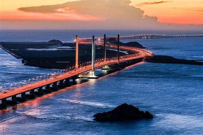 Private Transfer to Shanghai Donghai Bridge and Yangshan Port - The Drive to Donghai Bridge: Fast Transit to a Real Landmark