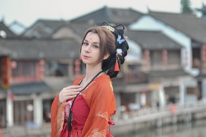 Private Zhujiajiao Watertown Photoshoot Tour - The costume, makeup, and 5 edited photos (what makes this tour feel special)