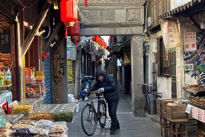Shanghai Authentic Fengjing Watertown Private Tour - Private boat cruise: where the canals become the main story