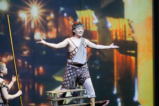 Shanghai Circus World: ERA2 Intersection of Time Acrobatics Show - A show that maps China’s timeline onto acrobatics