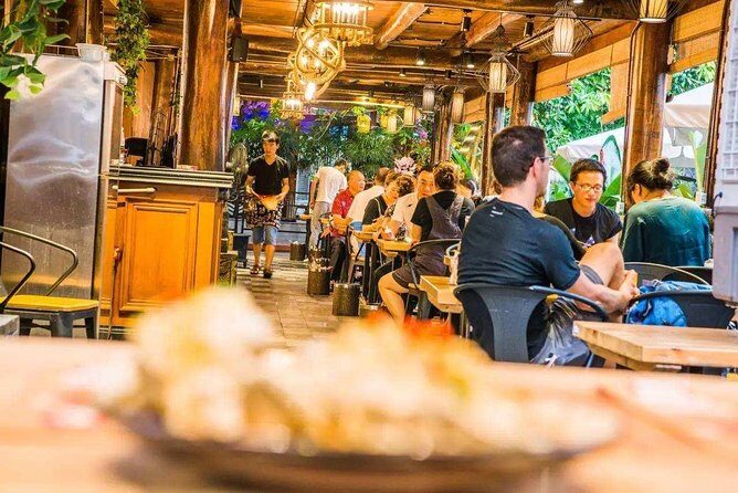 Shanghai craft beer tour with local food tastings - Xintiandi stop: pale ale and IPA to get you started