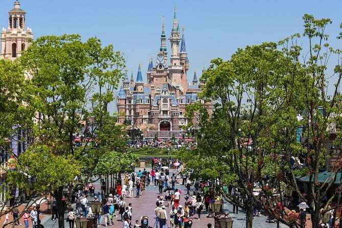shanghai Disney+shanghai one day city highlights tour （two days） - Day 1: Shanghai Disneyland Without the Day-Plan Headaches