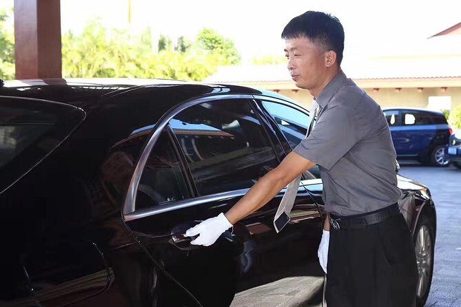Shanghai Downtown Hotel to Baoshan Cruise Port:Private with Meet & Greet service - From hotel reception to port drop: how the meet-and-greet really works