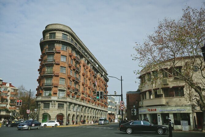 Shanghai French Concession Walking Tour-Tip Based - Meeting at Okura Garden Hotel and the French Club-era starting point