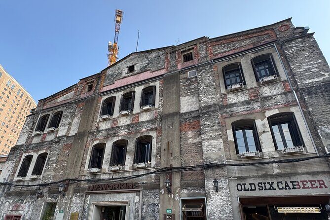 Shanghai Hidden Histories Walking Tour: Suzhou Creek to The Bund - Why Suzhou Creek to the Bund feels different from a standard Shanghai walk