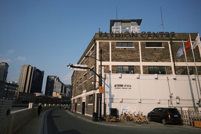 Shanghai Hidden Histories Walking Tour: Suzhou Creek to The Bund - Zhapu Road Bridge (1907): early steel, old connectivity