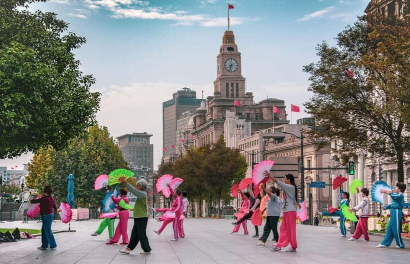 Shanghai Highlights Walking Tour With A Real Local - Meeting at East Nanjing Road: quick start, easy orientation