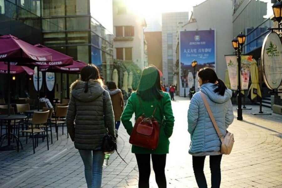 Shanghai : Old Town Private Walking Tour - Why a 3-hour private walk through old town and Xintiandi makes sense