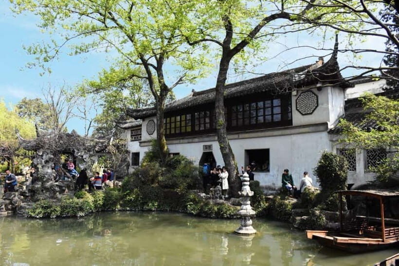 Shanghai: Private Day Tour to Suzhou by Bullet Train - Pingjiang Road Old-Street Stop and a Traditional Lunch Break