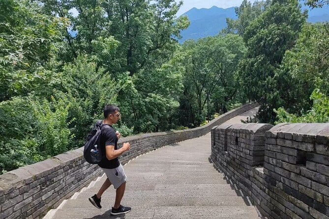 Shanghai: Southern Great Wall Day Trip by Bullet Train - Meeting in Shanghai, then letting the train do the heavy lifting