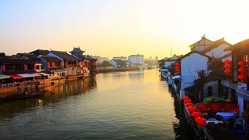 Shanghai: Zoo and Zhujiajiao Water Town Tour with Boat Ride - Time and Value: How This $190 Price Makes Sense