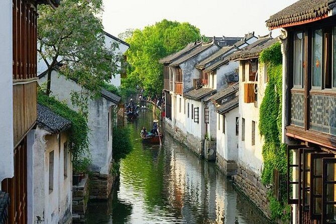 Tongli Water Town Private Day Trip from Shanghai with Tuisi Garden and Boat Ride - Pickup, private transport, and how to use the 6–8 hours well