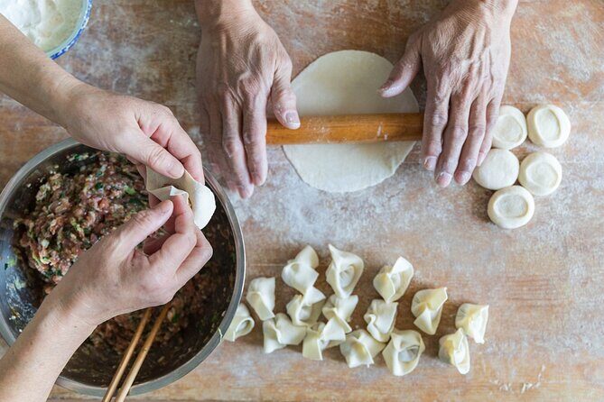 Zhujiajiao and Yu Garden Tour with Wonton Making in Shanghai - The Bund night cruise option: a simple way to see Shanghai lit up